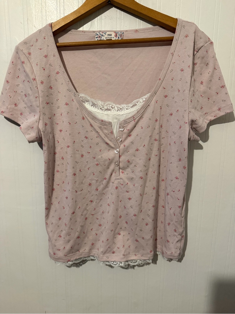 Pink Republic Pink Floral Henley with Lace Trim NWT XL